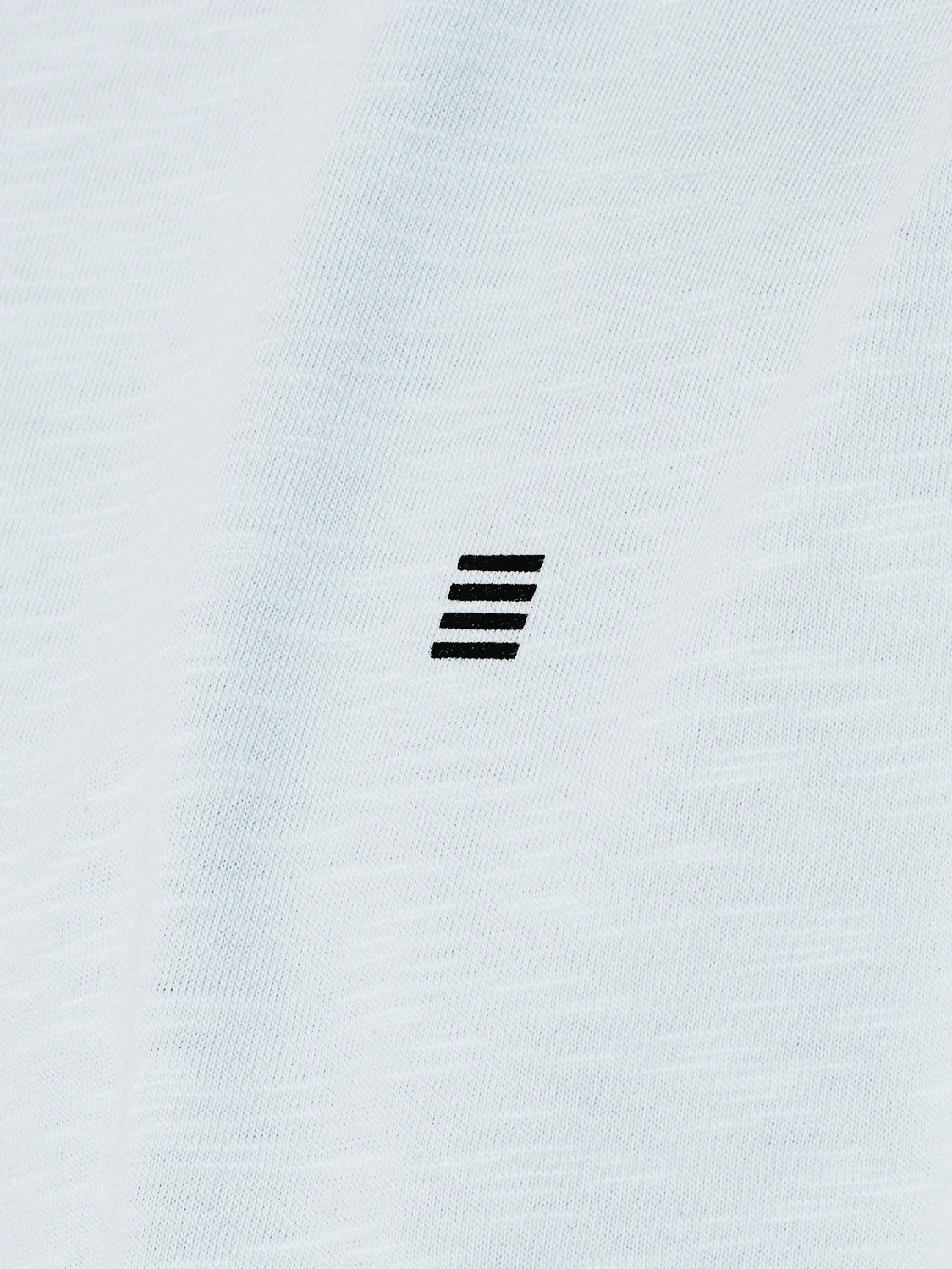 T-Shirt à col rond avec manches roulées et impression subtile du logo | Sky – Image 8