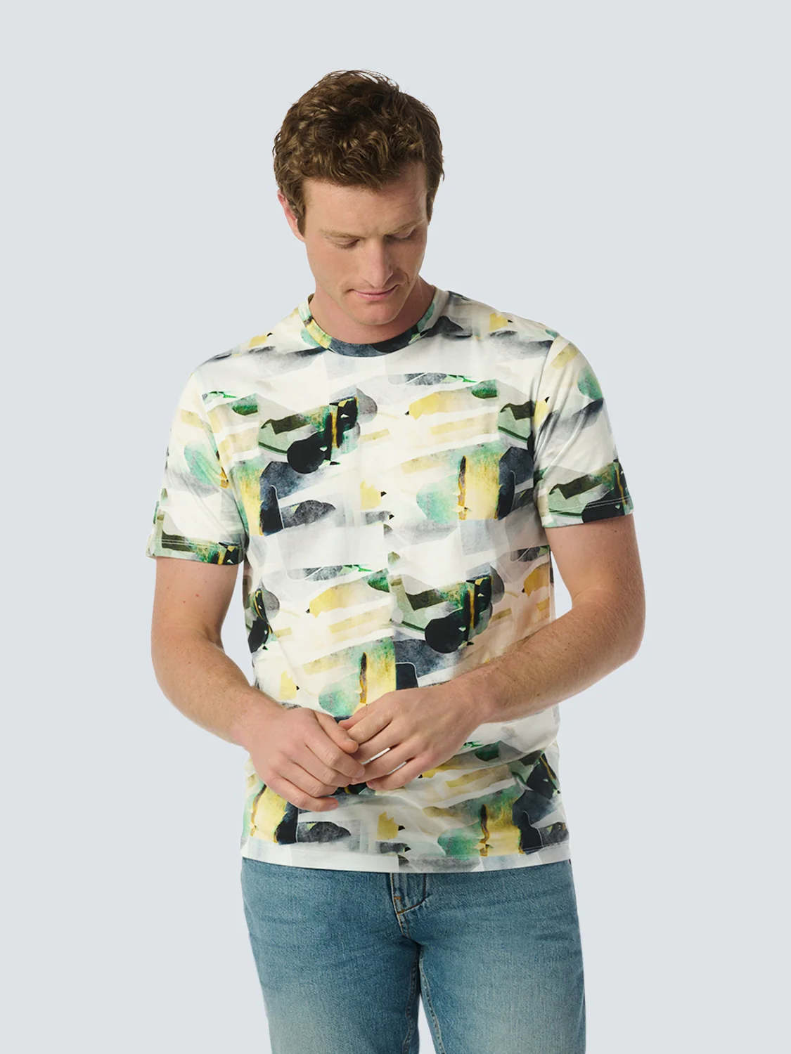 T-shirt abstrait - Parfait pour cette saison | White – Image 2