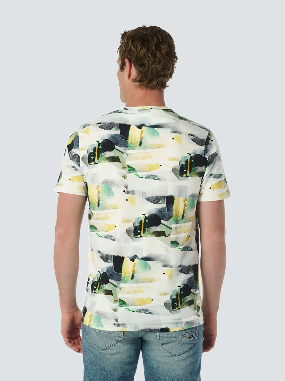 T-shirt abstrait - Parfait pour cette saison | White – Image 3