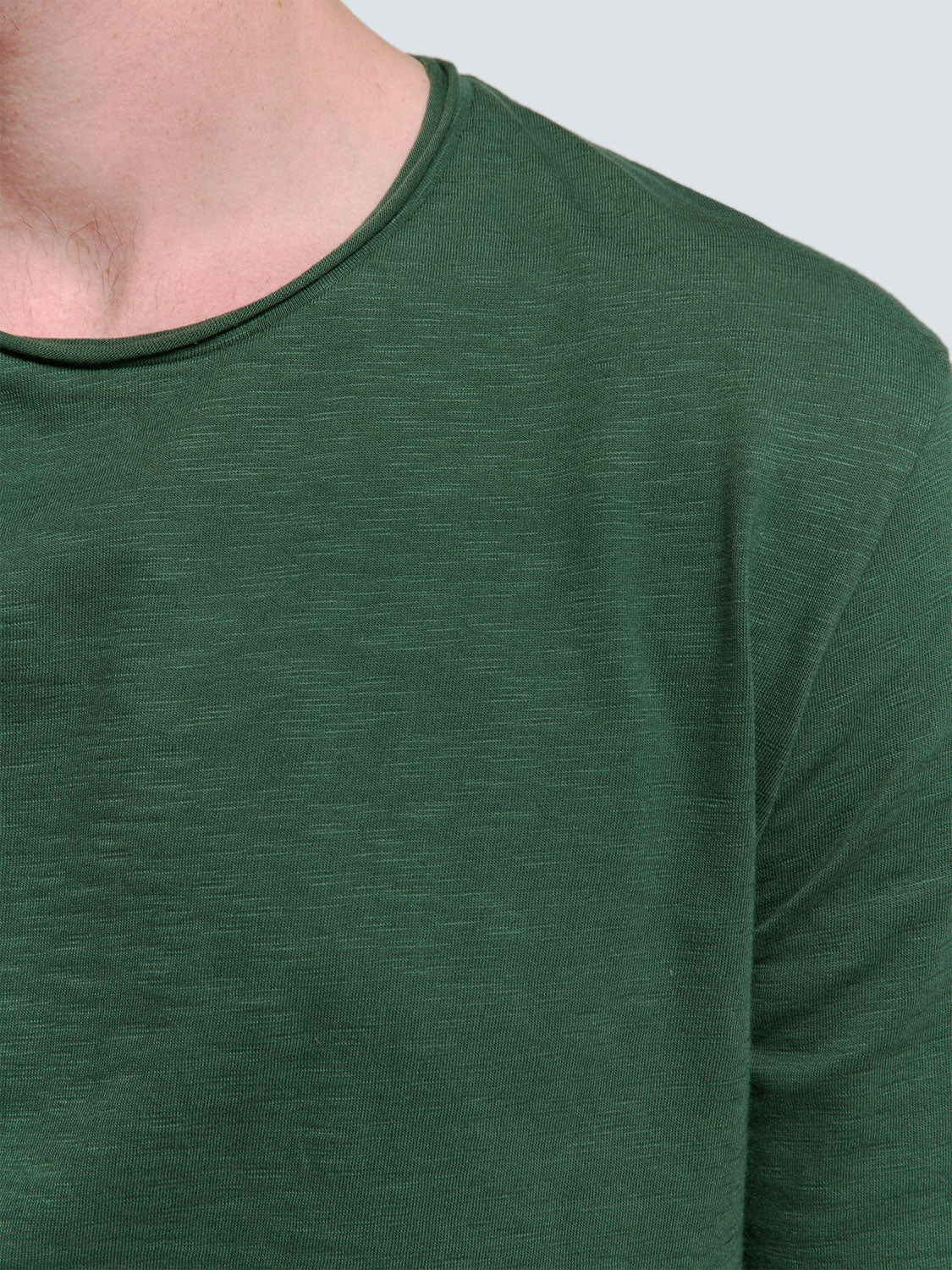 T-shirt à manches longues : Un confort élégant pour un usage quotidien | Dark Green – Image 8