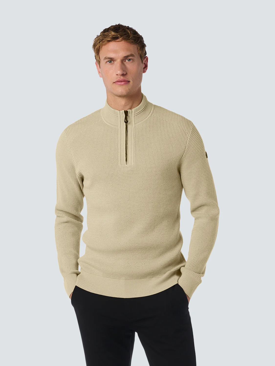 Pull semi-zippé de luxe en jacquard solide : Élégant et confortable | Cement