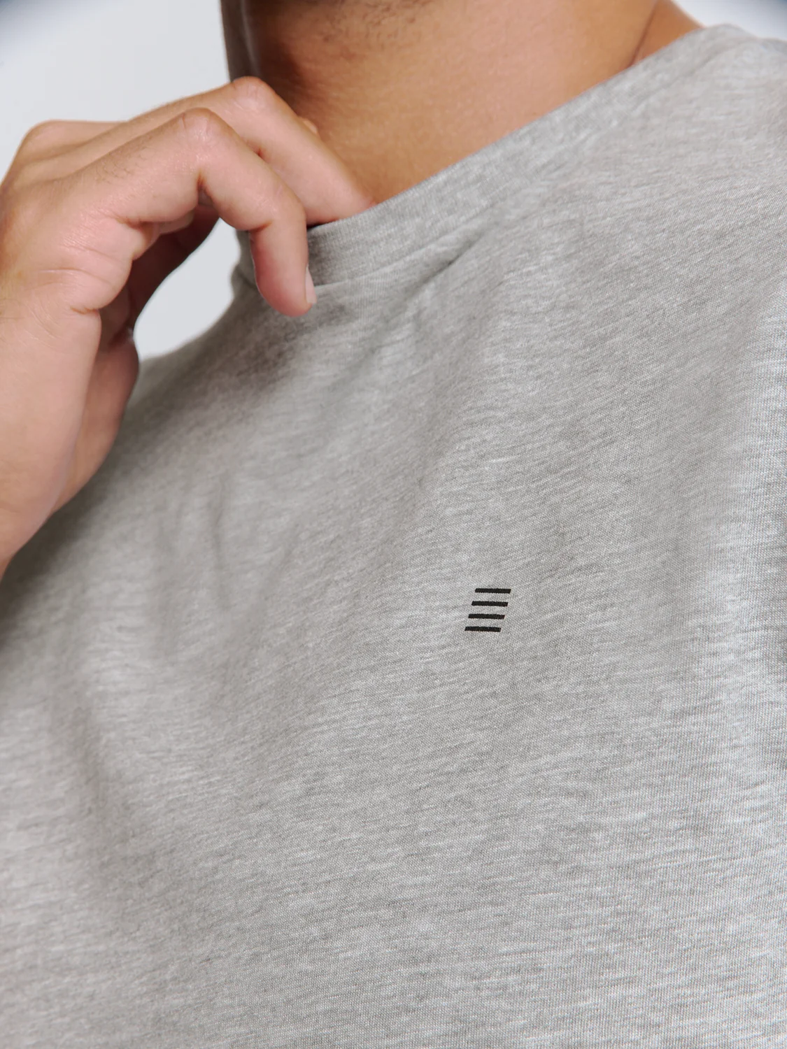 T-Shirt basique à col rond | Grey Melange – Image 8